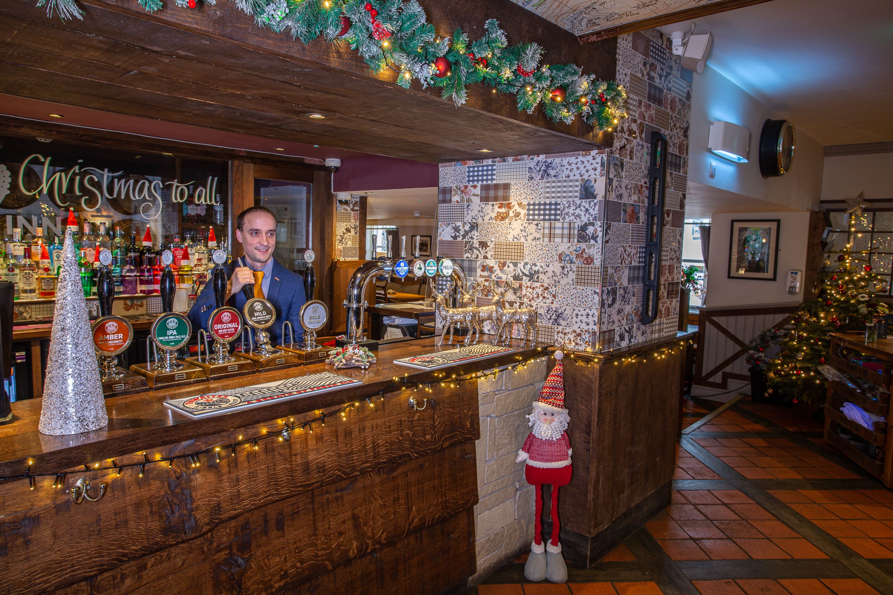 crown inn bar at christmas